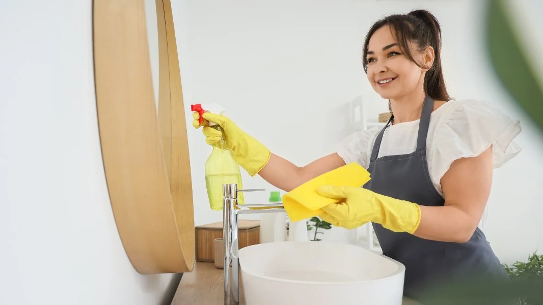 Professional deep cleaning service New Jersey - Vilarinho's trusted insured cleaning team at work