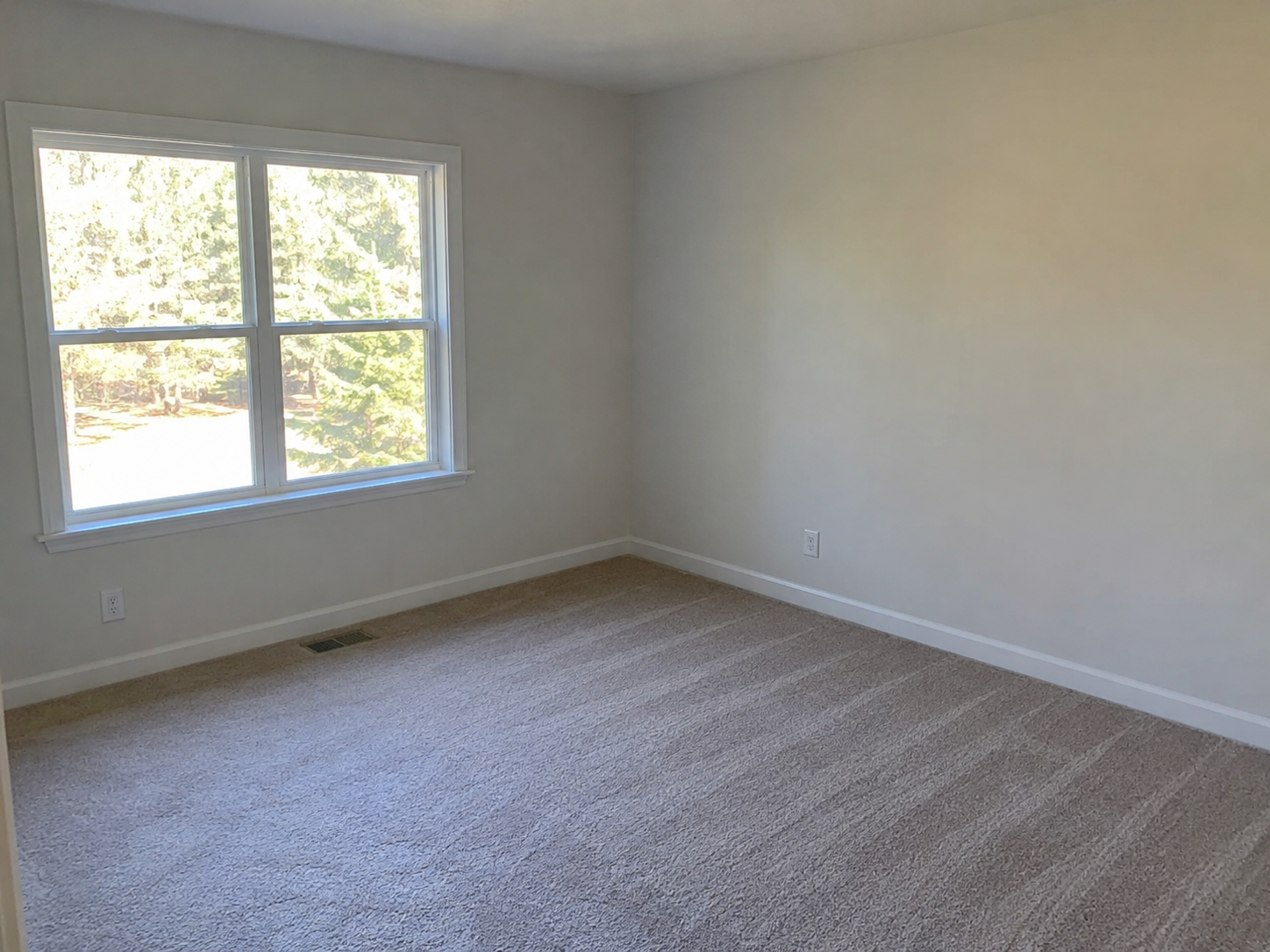 Cleaning for Both Sides of a Move: What Needs Attention in Your Old and New Home